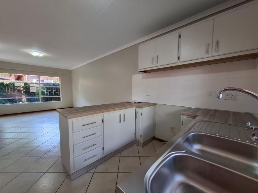 2 Bedroom Property for Sale in Langenhovenpark Free State